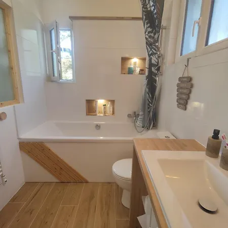 شقة Grand T2 Avec Terrasse Ensoleillee Et Jacuzzi Au Calme Sans Vis A Vis *