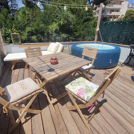 Grand T2 Avec Terrasse Ensoleillee Et Jacuzzi Au Calme Sans Vis A Vis *